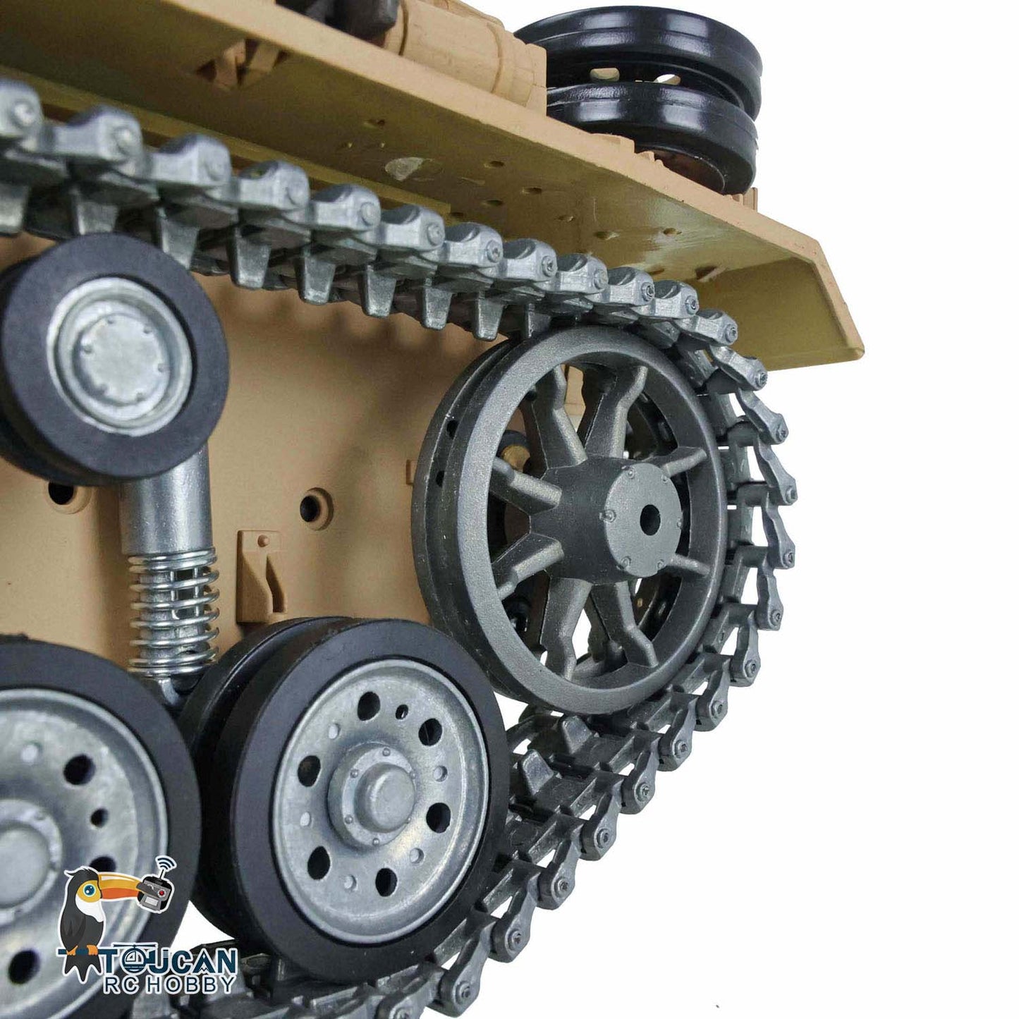 In Stock Henglong 1/16 7.0 Customized Panzer III H RTR RC Tank 3849 Heavy Model Metal Tracks Wheels Radio Controller 360 Degree Turret Rotation Infrared Combating Receiver & Transmitter