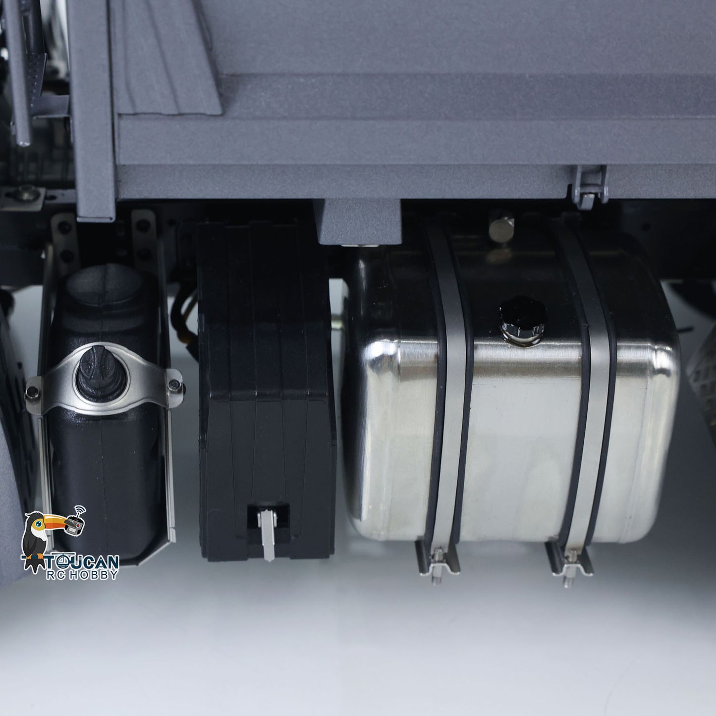 In Stock 1/14 6x6 TOUCAN Hydraulic RC Dump Truck Metal Radio Controlled Tipper Car Differential Lock Light Sound FlySky I6S