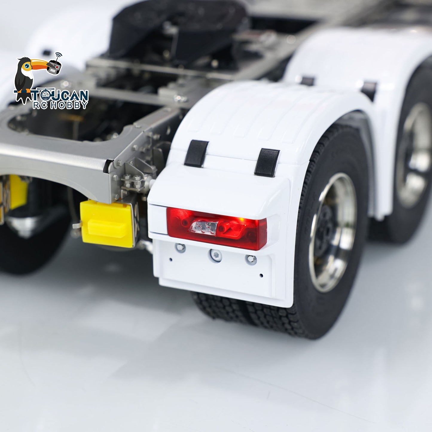 In Stock 1/14 Finished RC Tractor Truck 770S 6x6 Metal Chassis Light Sound Smoke 3-speed Differential Lock Cabin Openable I6S Remote