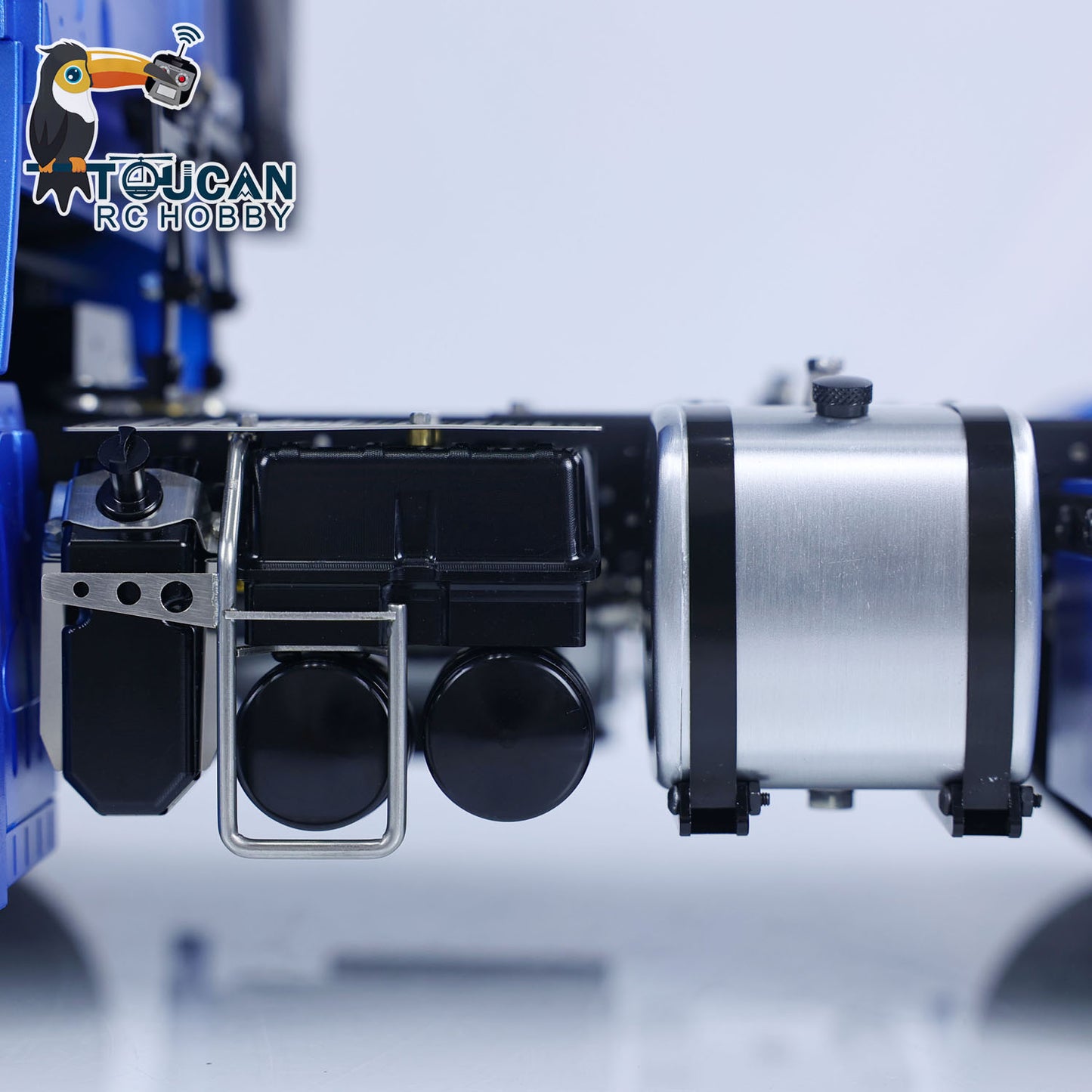 1/14 6x6 RC Tractor Truck TOUCAN Metal Chassis Radio Control Car Painted Assembled