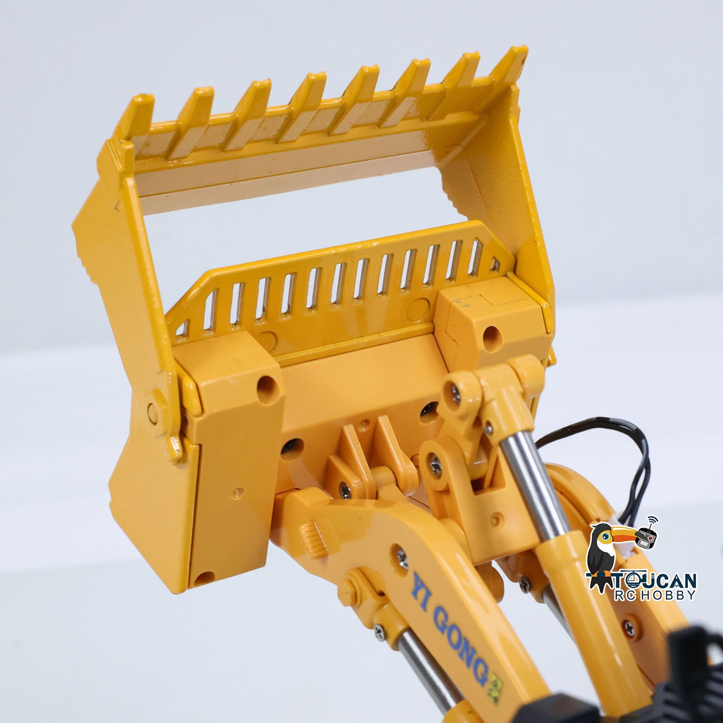 Half Metal 1/50 Electric Remote Control Loader Ready To Run Mini RC Engineering Vehicle Model Lights Sounds Desktop Level Gift
