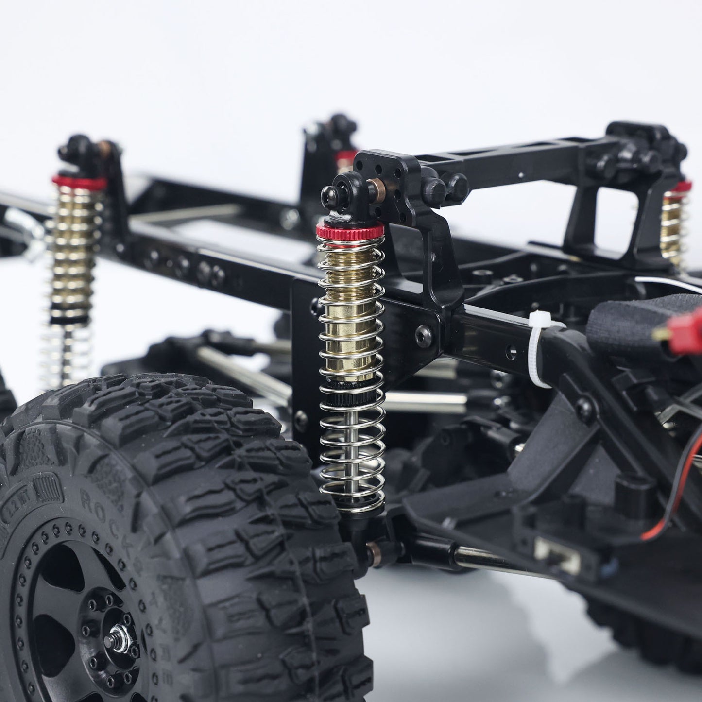 Second-hand 1/10 RC Off-road Crawler 4WD Remote Controlled Truck Car Model Simulation Differential Lock Lights Radio LED