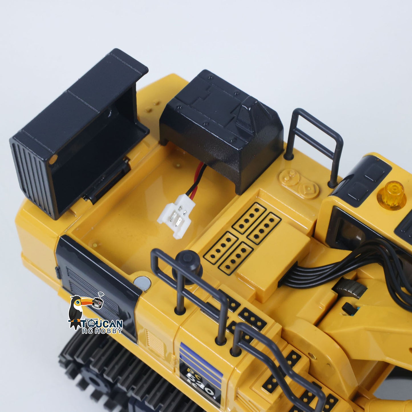 US Stock 1/50 RC Digger PC520 Electric Lifting Radio Control Excavator Engineering Vehicle Metal Tracks Lights Sound Small Toy Collection