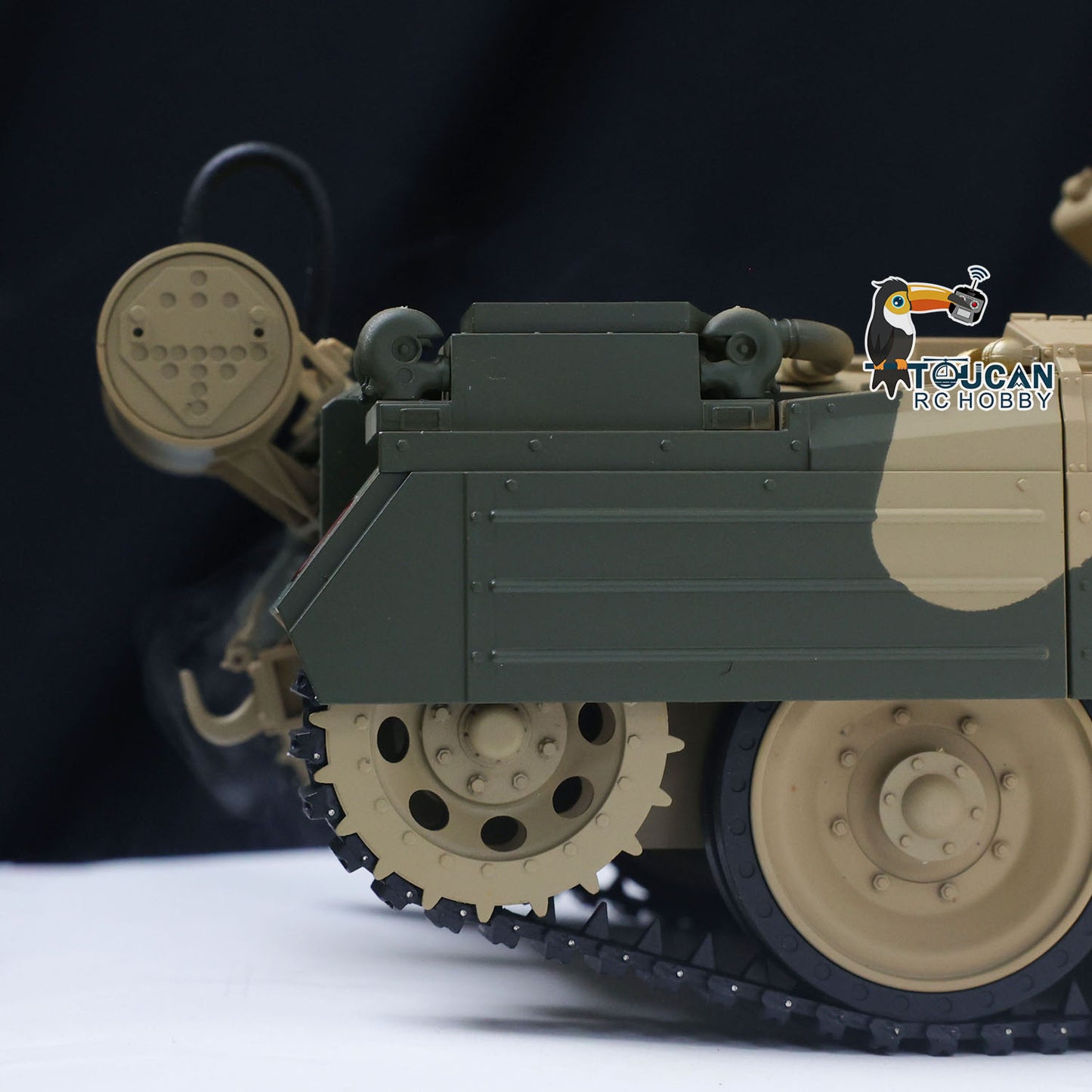 CoolBank 1/16 Radio Control Tank Crusader MK III 360 Degre Turret Rotation Barrel Recoil Elevation Light Sound Smoke System