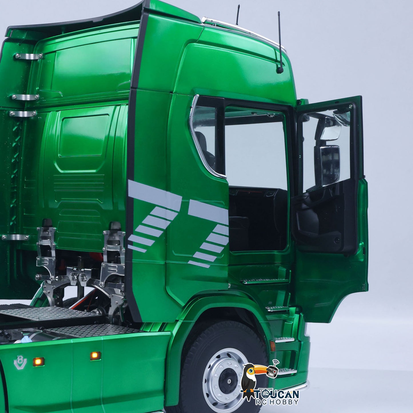 In Stock KABOLITE Metal 1/14 770S 100 RC Tractor Truck 6x6 Remote Control Lorry RTR Car Model 2Speed Gearbox Differential Lock Battery Radio System Light Sound