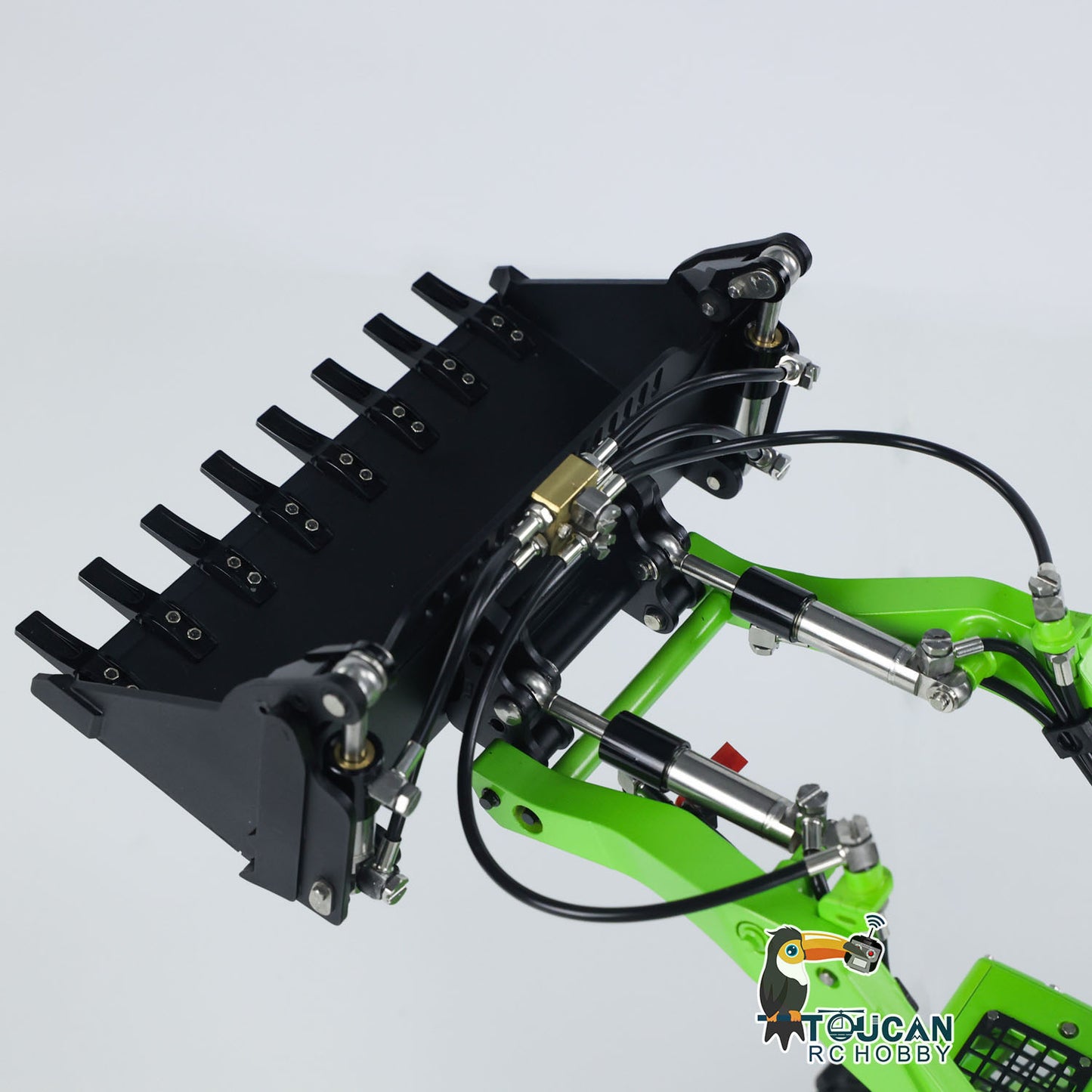 LESU AOUE LT5 1/14 Metal RC Skid-Steer Loader Hydraulic Construction Truck Sound Light FlySky i6S Radio Controller for Model Enthusiast