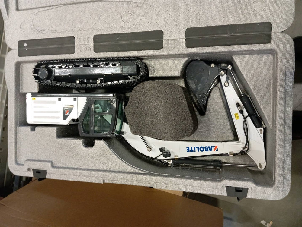 Second Hand Fast Free Shipping for EU Kabolite K961S 1/18 RC Hydraulic Excavator HUINA Upgraded Version K336GC Digger