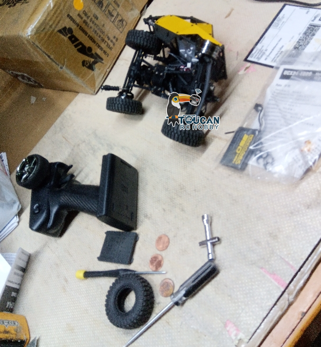 Free Shipping Second Hand US Stock UdiRC UCX2405PRO 1/24 4x4 RC Rock Crawler Model Brushless Motor ESC Radio Controlled Off-Road Vehicles RTR Car Toys Battery