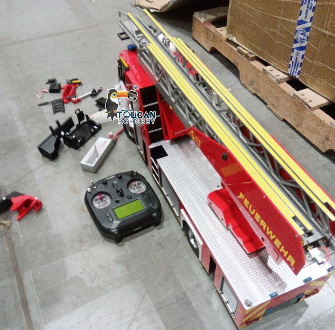 Free Shipping Second Hand US Stock 1/14 4X2 Metal Chassis Ladder Truck 3363 RC Fire Truck ST8 Radio 2Speed RTR Car