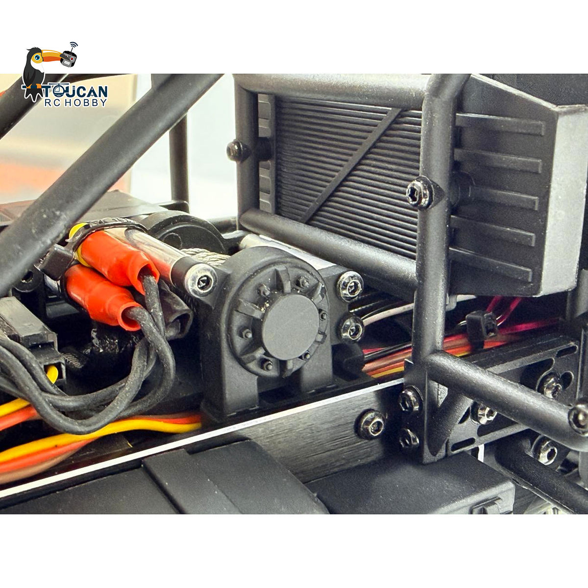TOUCAN RC HOBBY 1/18 Hobby Plus 4WD Remote Control Off Road Vehicle RC Desert Rally Car DKR-4 Fortis Metal Drive Shaft Ready to Run Light Effect