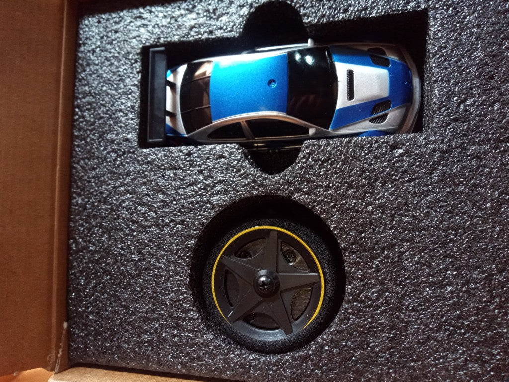 Second Hand US STOCK RC 1/43 Scale Ready to Go Race Car Remote Control Drift Car 4WD Mini Toy Lights