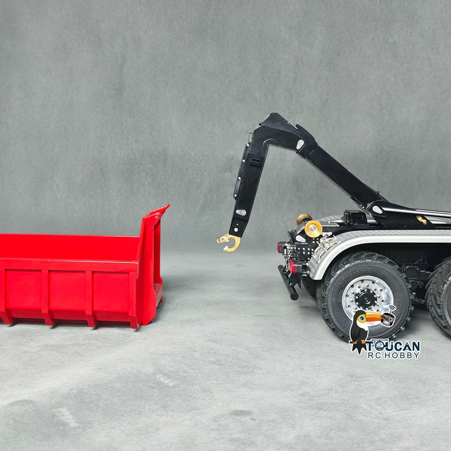 1/14 Metal RC Hydraulic Roll-On-Off Dumper Truck 8X8 Off Road Vehicle