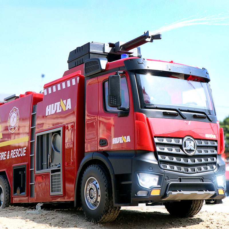 HUINA 1/14 Toy Ready to Go RC Truck 2.4G 562 Box Water Sprayable Fire Car 270 Rotary Simulated Light Sound Interesting Gifts