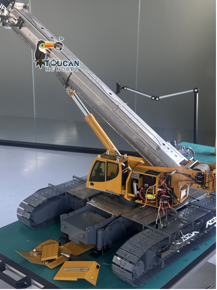 Pre-order Eyewhale New Product 1/14 All Terrain Remote Control Hydraulic Mobile Crane Truck D1220 6Axles Construction Vehicles Radio FlySky PL18EV