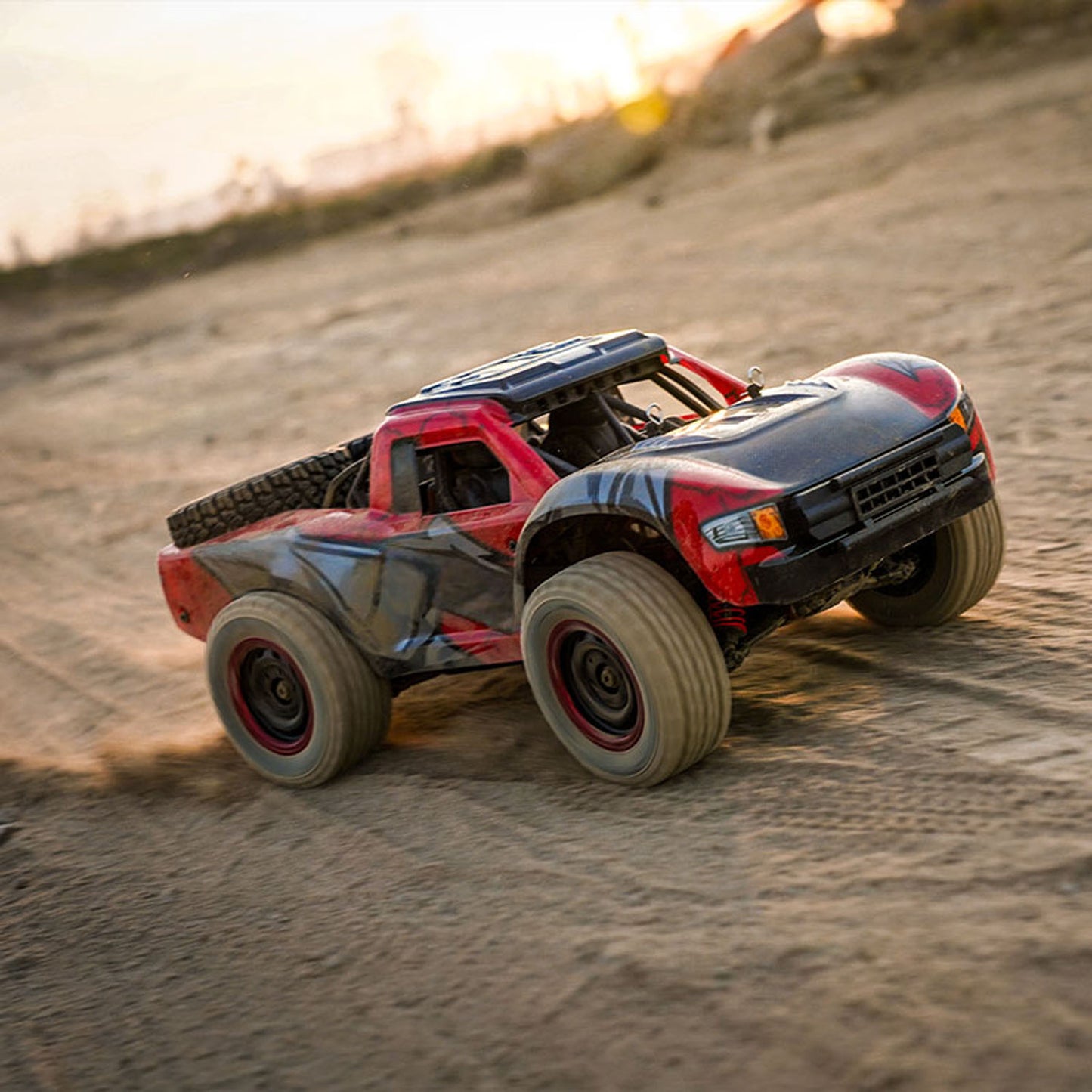 1/14 RC High Speed 48KM/H Off Road Vehicle Electric 4WD Remote Control Car Q130A Carbon Brush Motor 17G Servo LED Lights RTR