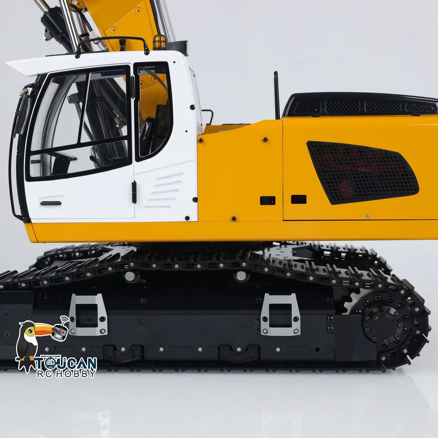 MTM 946-3 Metal 1/14 Excavator Full Hydraulic Construction Machine with 6CH Reversing Valve and Digital Pressure Gauge featuring Grab Bucket Ripper and Manual Quick Coupler Red White