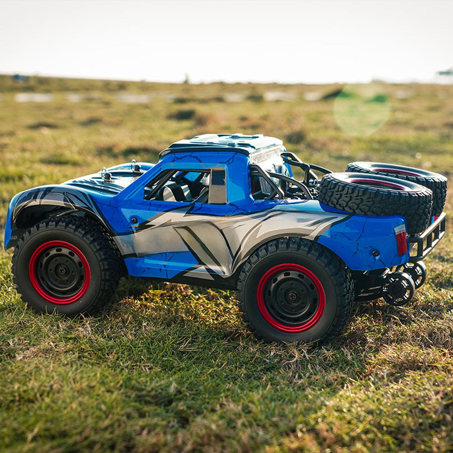 1/14 RC High Speed 48KM/H Off Road Vehicle Electric 4WD Remote Control Car Q130A Carbon Brush Motor 17G Servo LED Lights RTR