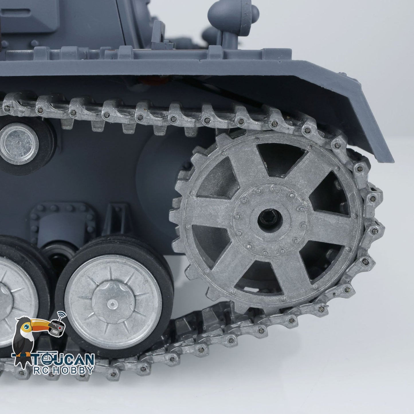 TOUCAN RC HOBBY Henglong 1/16 TK7.0 Profession German Panzer IV F2 F RTR RC Tank 3858 3859 360 Degrees Turret FPV IR BB Smoke Metal Tracks Sprockets Idlers Road Wheels Gearbox