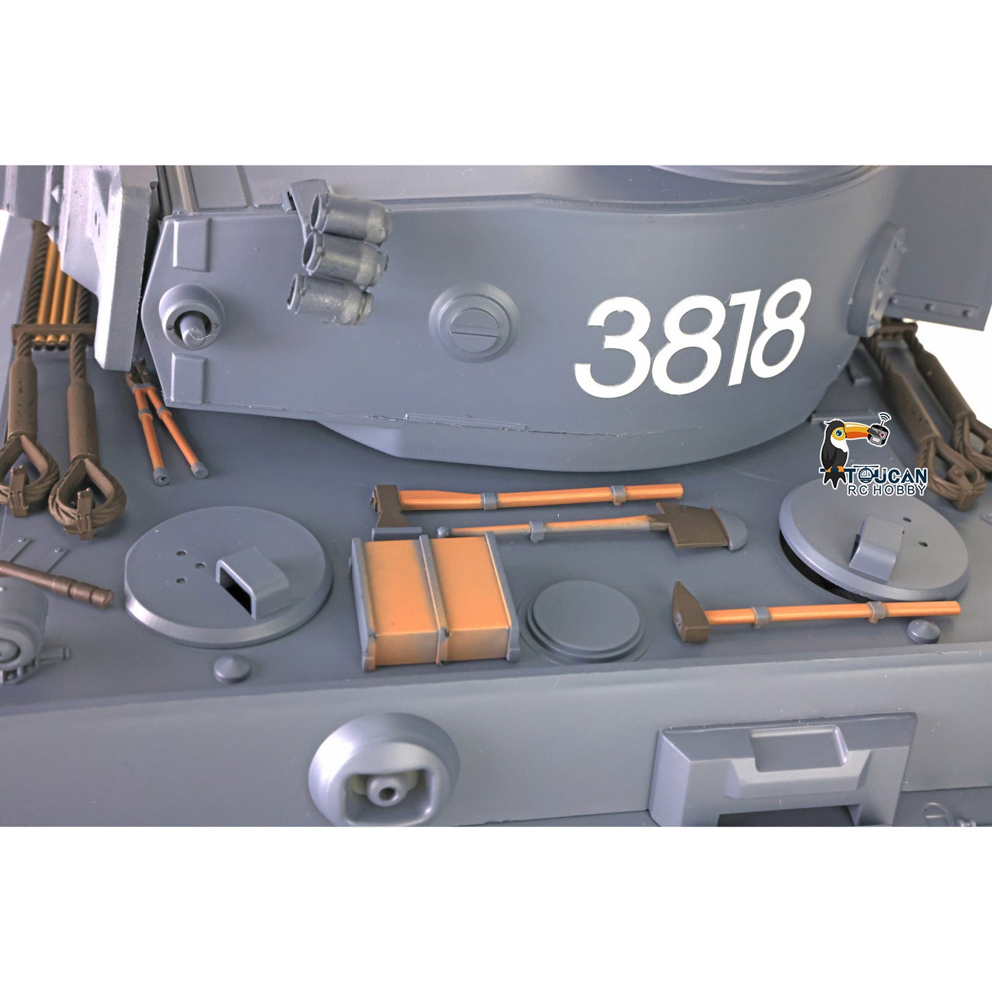 2.4Ghz Henglong 1/16 Plastic German Tiger I Radio Control Tank 3818 7.0 RTR RC Tank BB Shooting Smoking Sound Effect Recoil Barrel