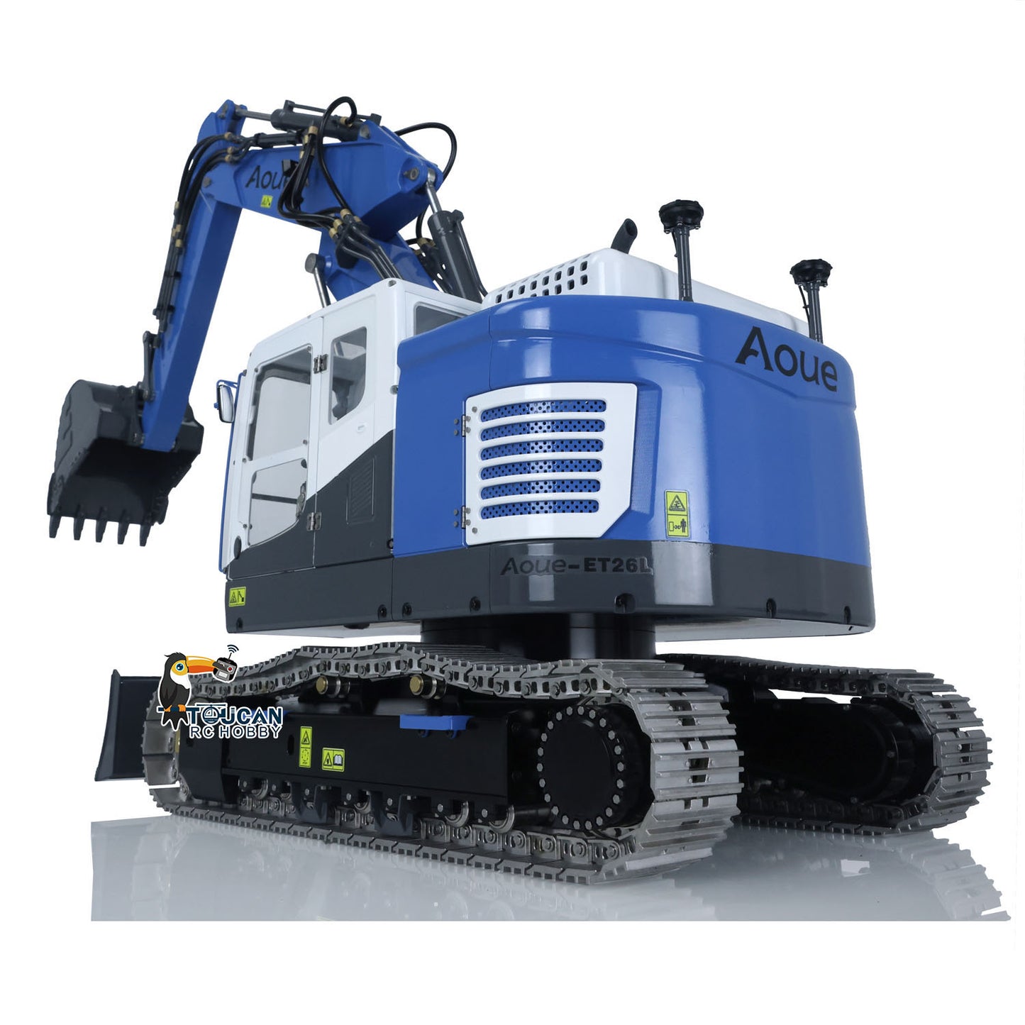LESU AOUE ET26L 1/14 Metal RC Hydraulic Excavator B0012 RTR Short Tail 3-Arm Tracked Digger Construction Model Light FlySky PL18EV Controller for Hobby Collectors