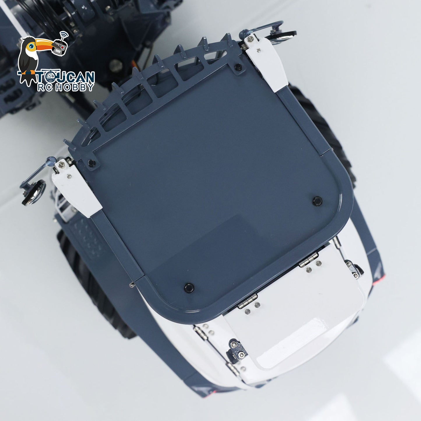 LESU AOUE MCL8 1/14 4X4 Metal Hydraulic RC Wheel Loader A0015 RTR Towing Hook I6S Radio Controller 4 Ways Valve Rear Axle Differential Lock Sound Light System