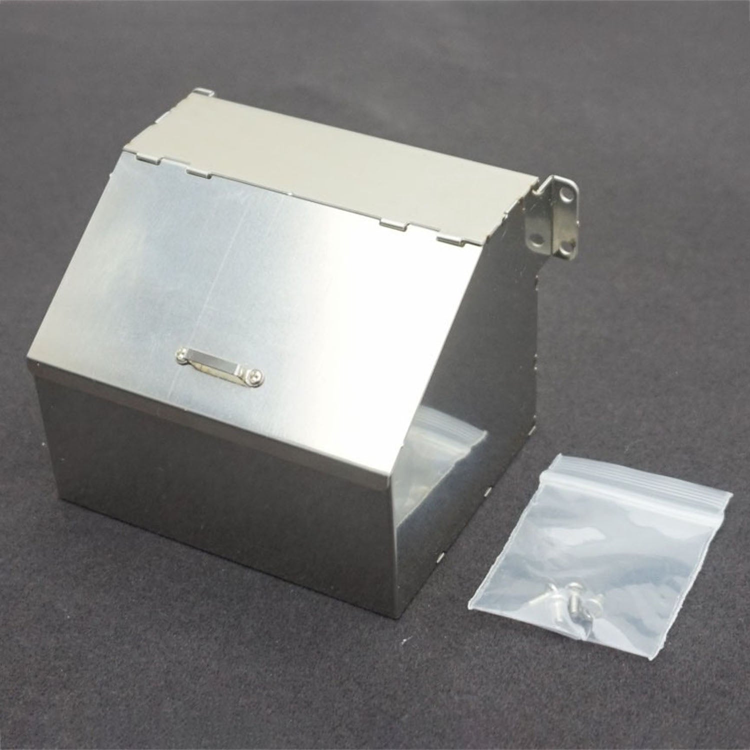 Metal Antiskid Plate Tool Box for 1/14 RC Tractor Truck Remote Contro