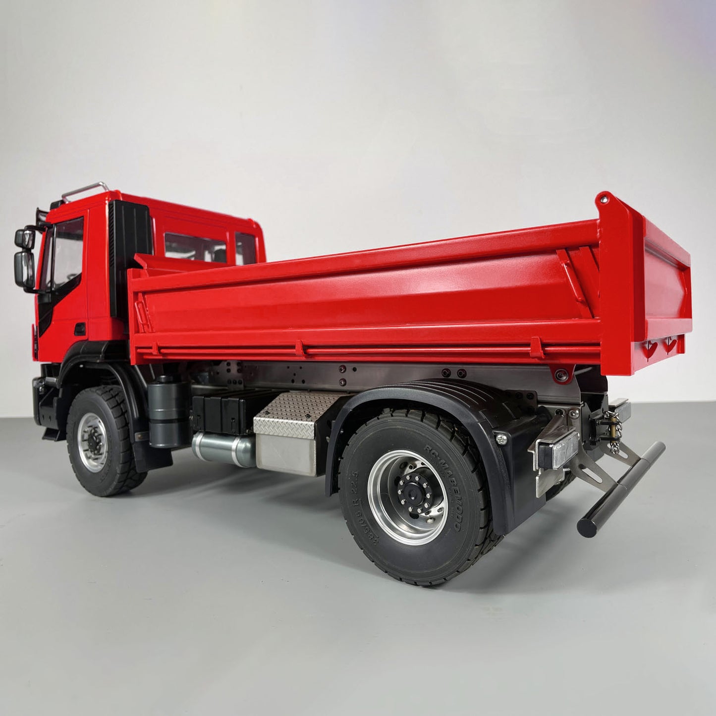 1/14 4x2 Metal RC Hydraulic Dump Truck 2-speed Remote Control Tipper Car Electric Model Vehicle DIY PNP Sound Light System