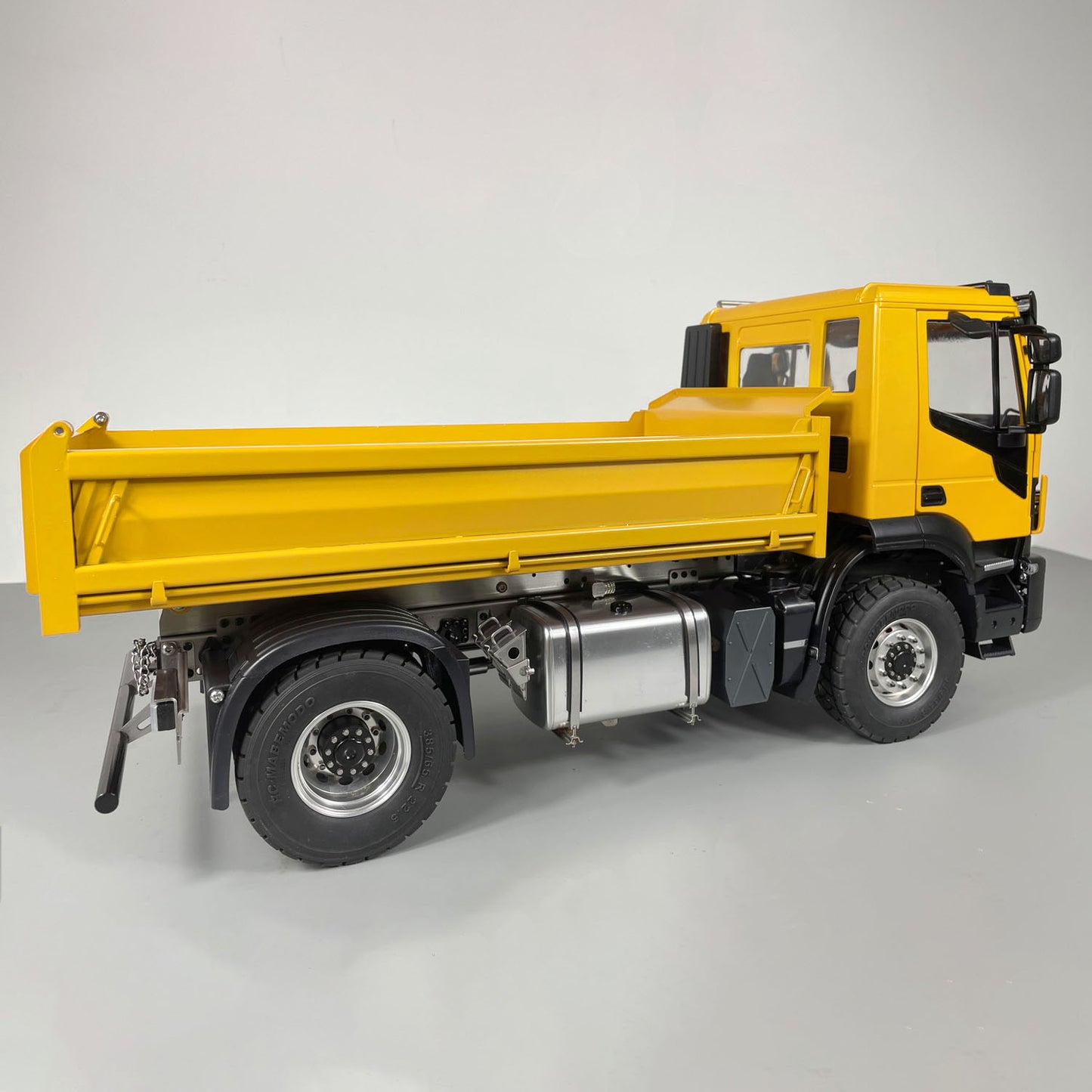 1/14 4x2 Metal RC Hydraulic Dump Truck 2-speed Remote Control Tipper Car Electric Model Vehicle DIY PNP Sound Light System