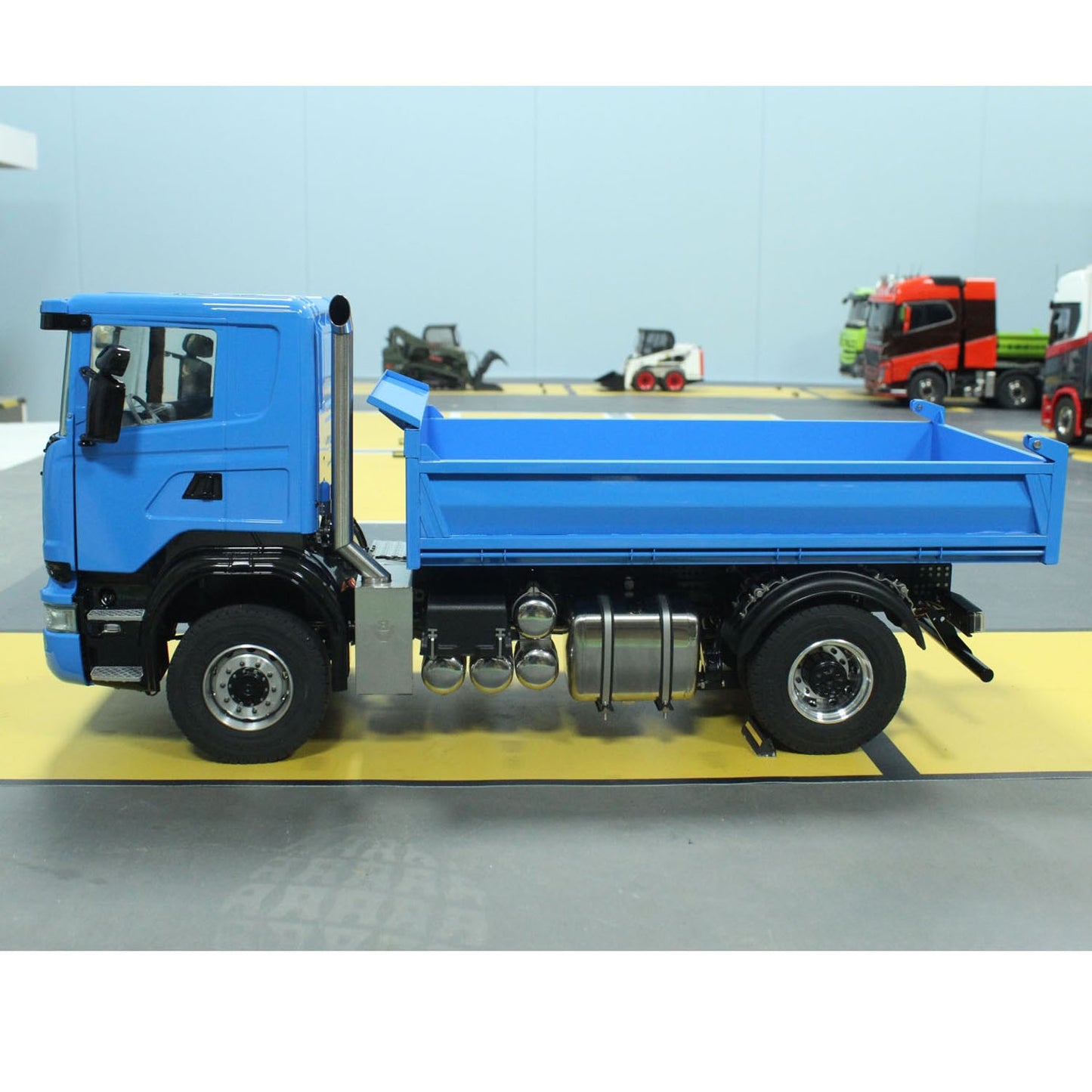 1/14 4*4 RC Hydraulic Dumper Car Remote Control Dump Truck Metal Tipper Electric Model 3-speed Transmission