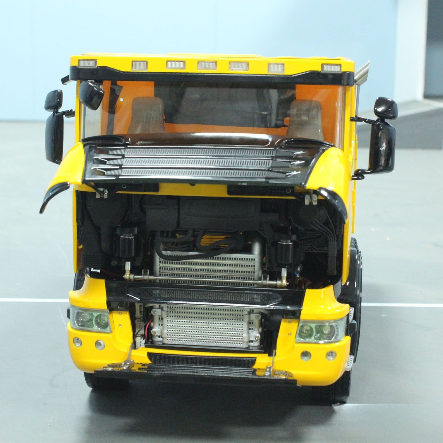 1/14 4*4 RC Hydraulic Dumper Car Remote Control Dump Truck Metal Tipper Electric Model 3-speed Transmission