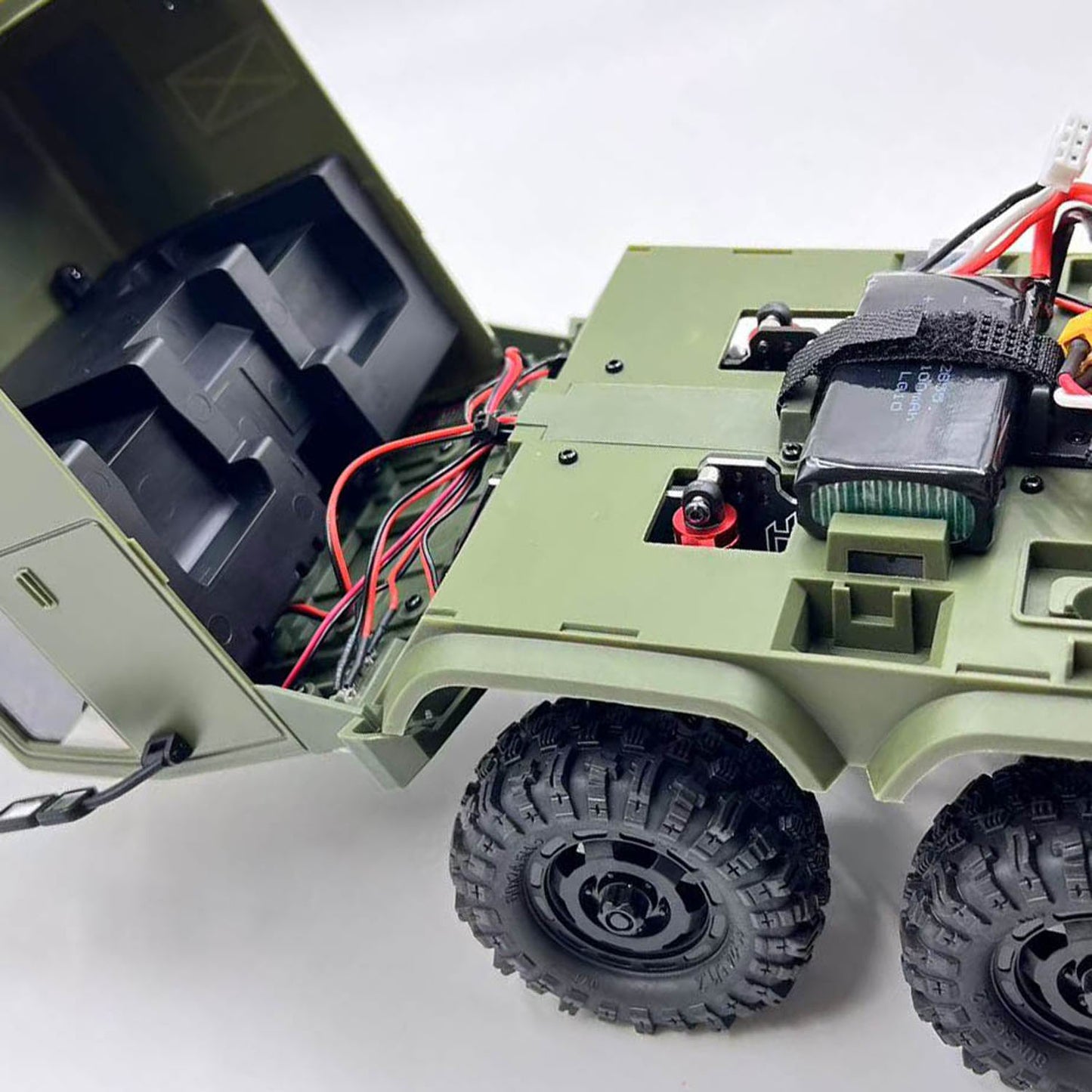 In Stock 1/18 Remote Control Military Truck 8X8 All Wheel Steering Electric RC Off Road Vehicle Model 2Speed Gearbox RTR Metal Chassis