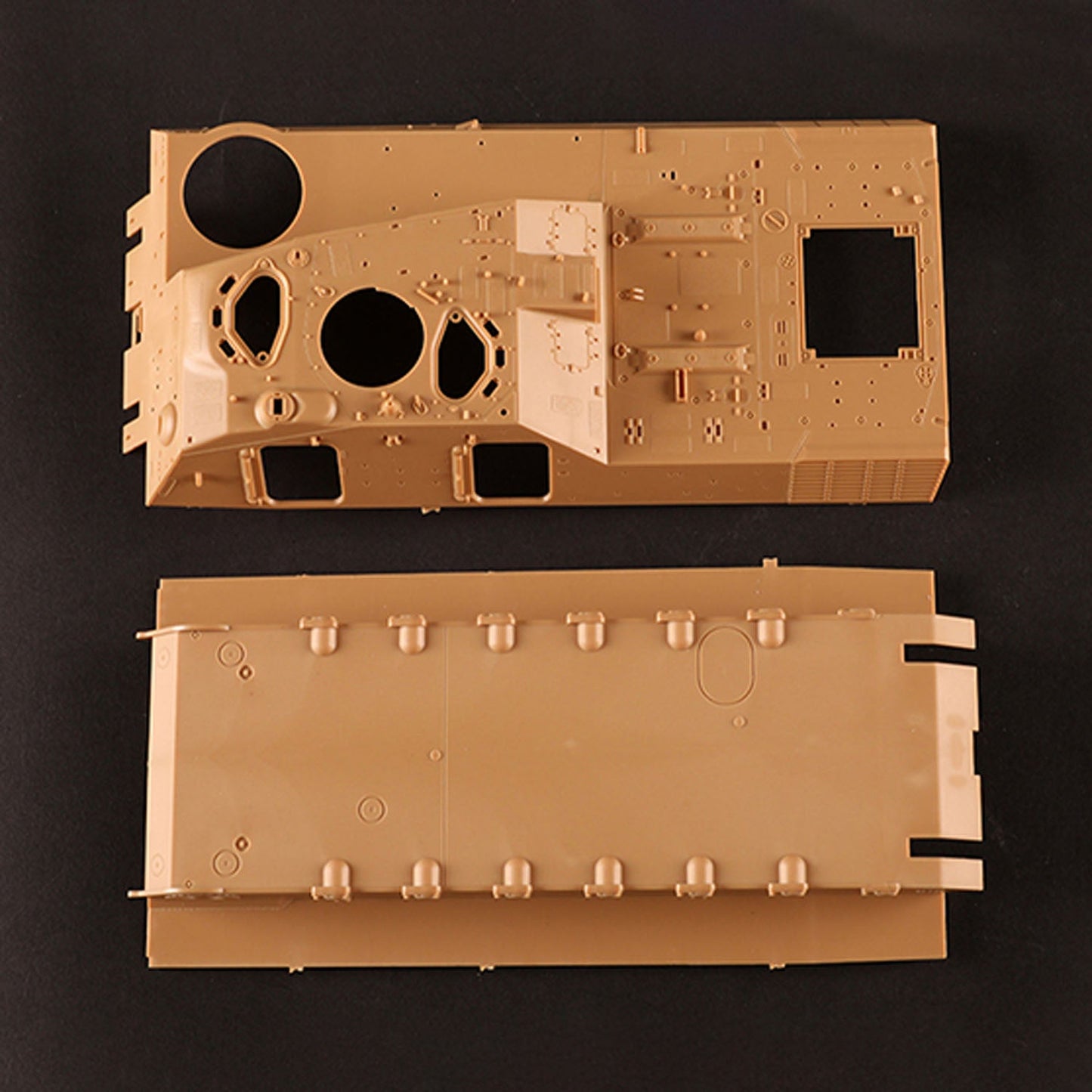 Hobby Boss 1/35 Bergepanzer BPz2A2 Buffalo ARV 84568 Armored Tank Kit 720 Parts Unassembled Germany Armored Car Plastic Model