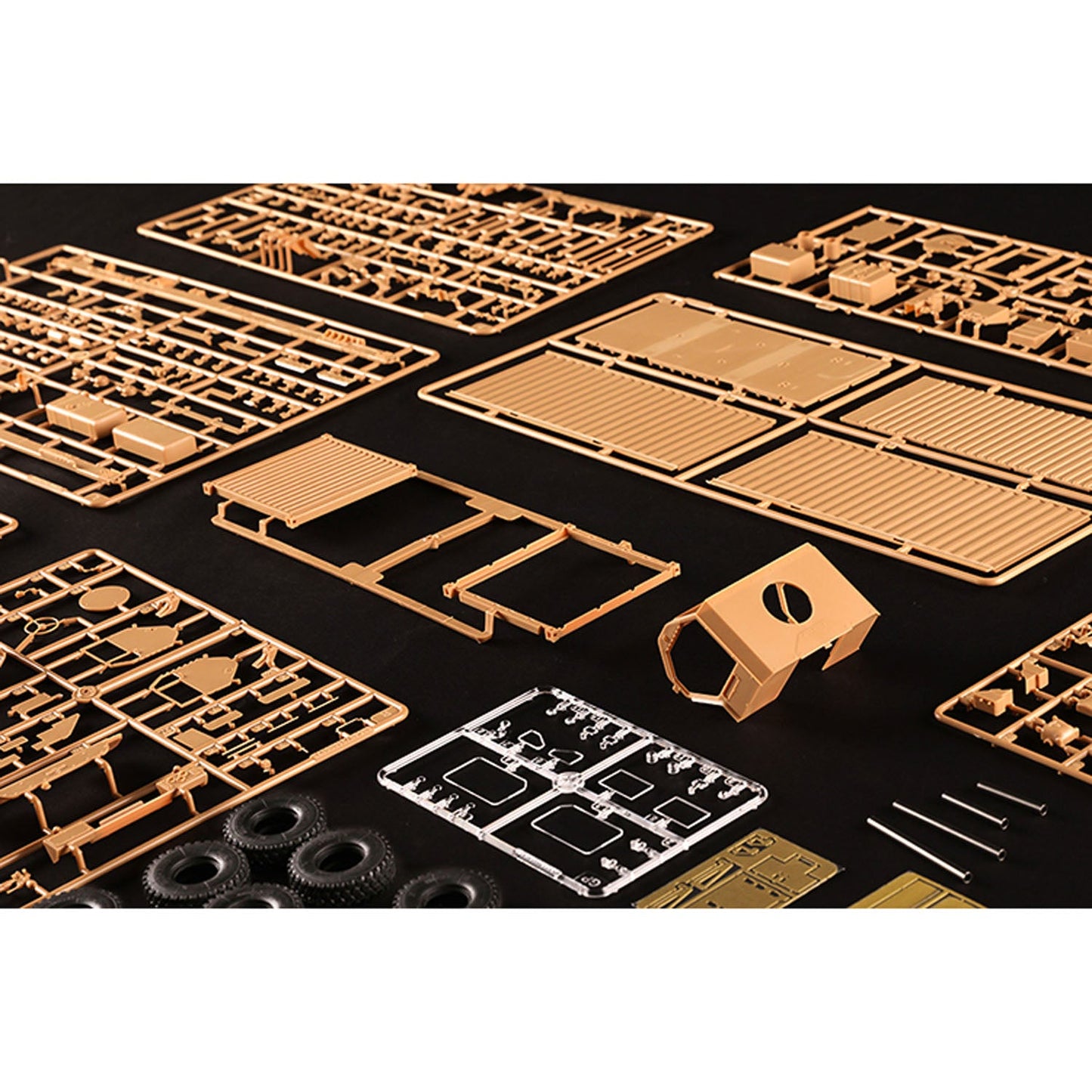 1/35 ILK LVSR MKR18 Plastic Cargo Model Kit 63550 Unassembled 680 Parts Armored Truck With 20ft Container DIY Toy Gift