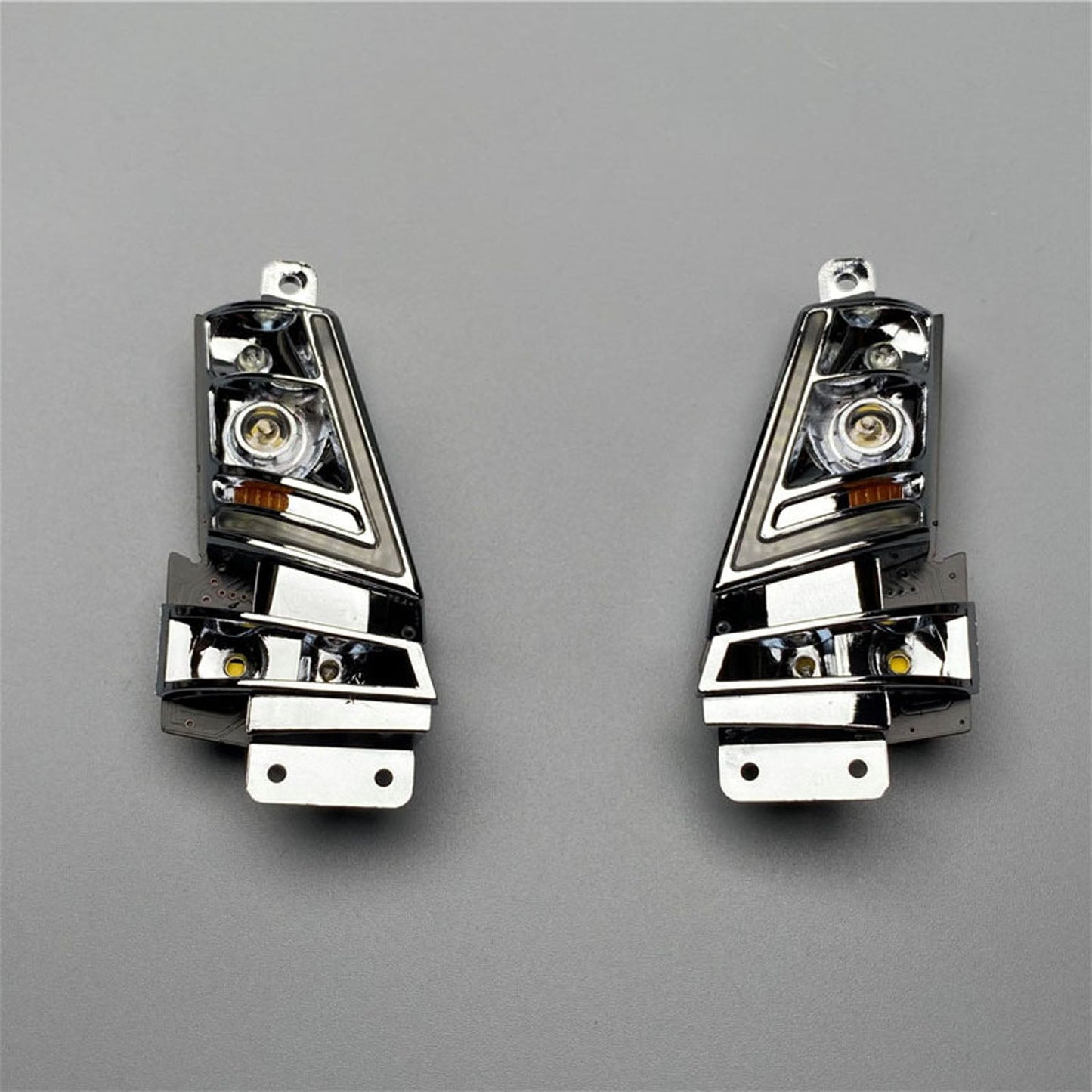 Plastic Head Lamp Pro Flowing Water Light Front Bumper Rack for DIY 1/14 Tamiya Remote Control Tractor Truck FH16 XL750 56360 56362 RC Lorry