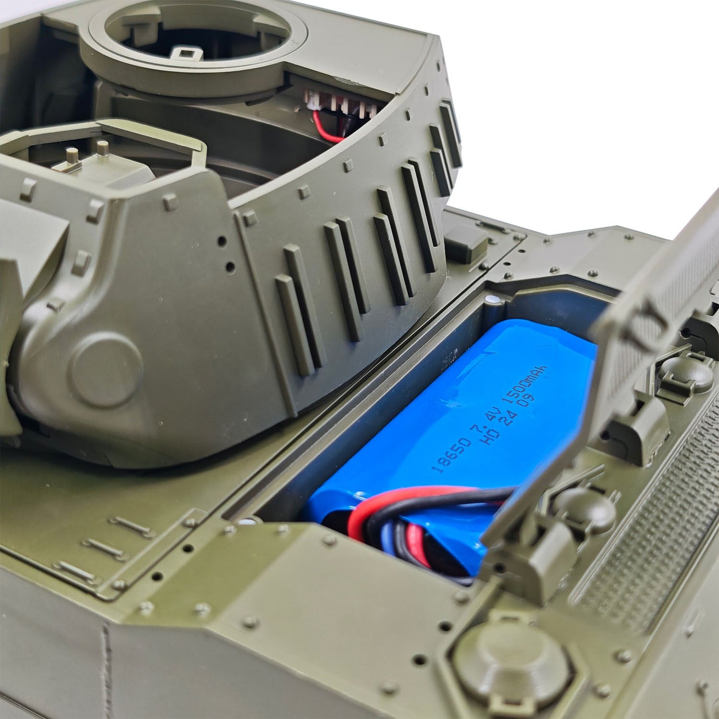 In Stock 1/16 CoolBank RC Tank M8 HMC Scott Radio Control Battle Tank Simulation 360 Degrees Turret Rotary Smoke Sound Lights RTR Combat Vehicle