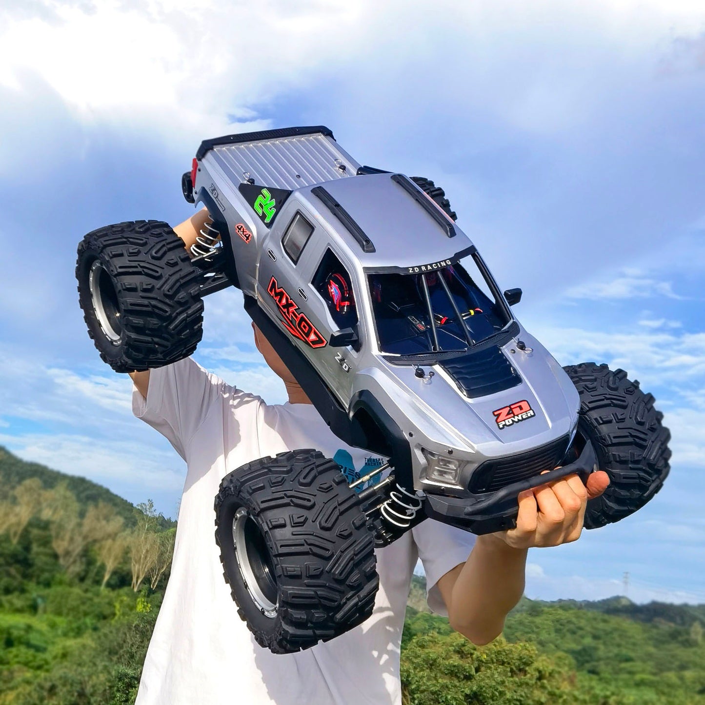 ZD Racing 1/7 4X4 Remote Control Monster Truck MX-07 All-Terrain Tire Roll Cage Metal Center Differential RC Model Car No Battery