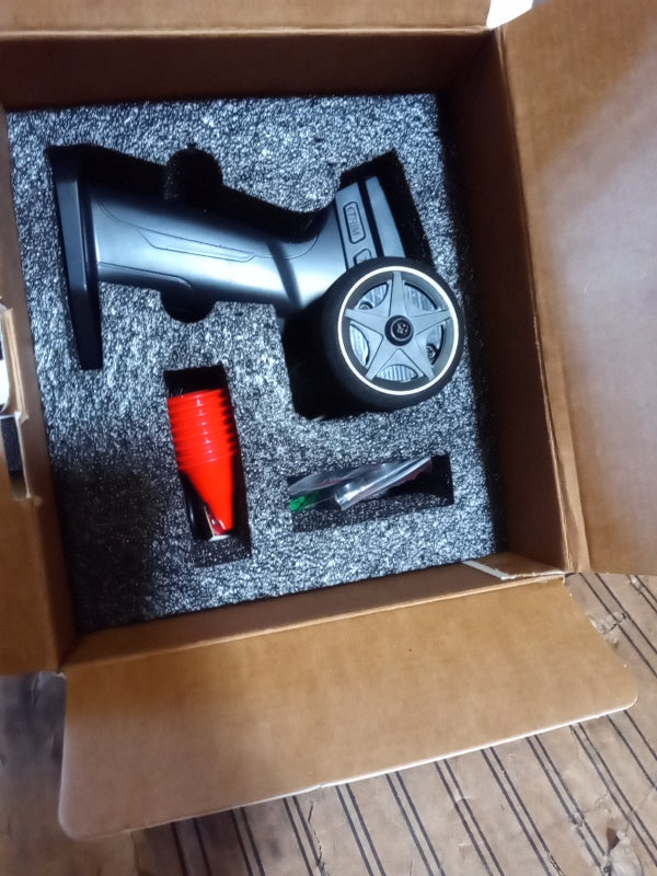 Second Hand US STOCK Remote Control Mini Drift Car 1:43 Race Car Toy Radio Lights Traffic Safety Cone