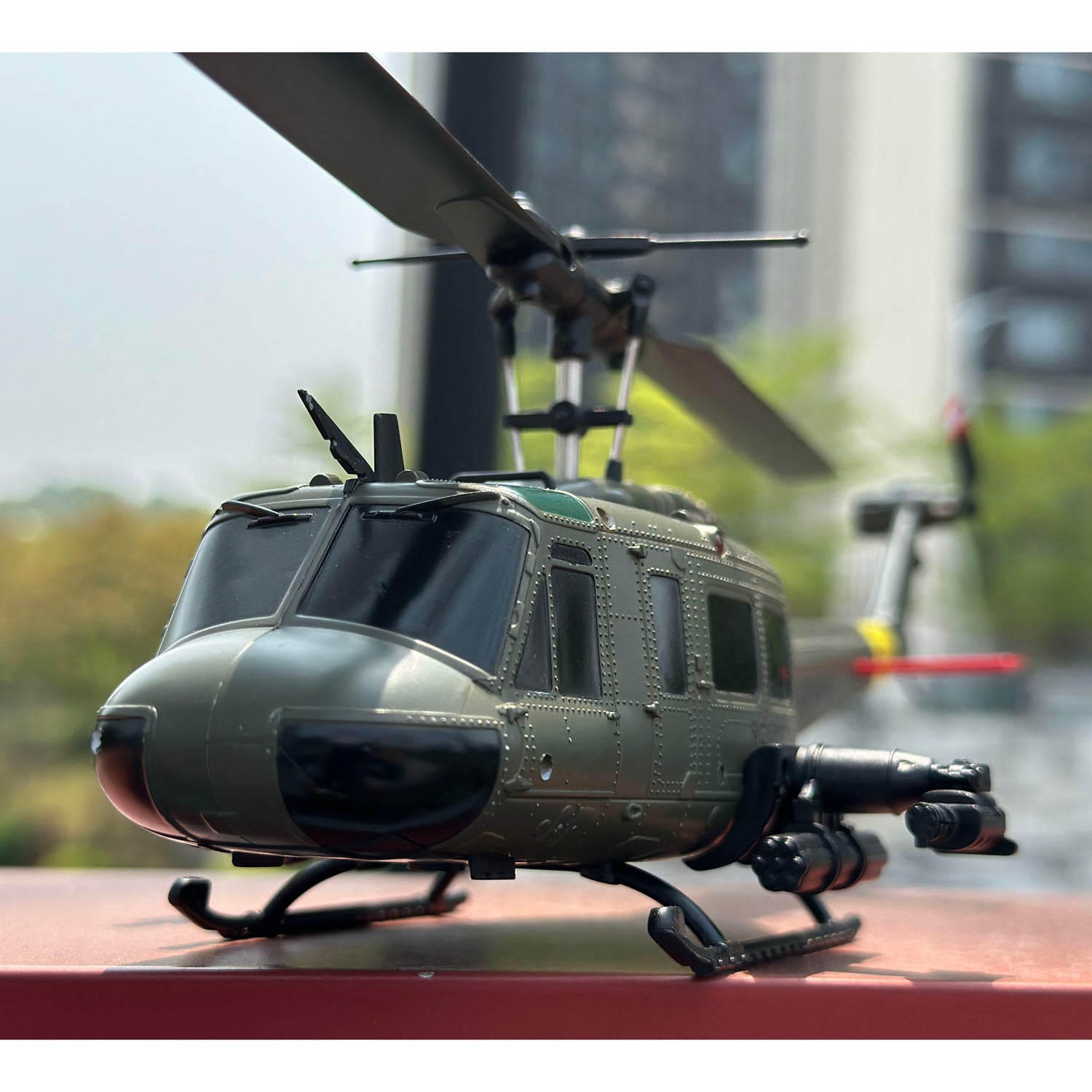 COOLBANK UH-1 VN VERSION 1/48　ラジコンヘリコプター Amazon | LyGFvfuH 1/48 UH-1 ヘリコプター C032 Helicopter モデル