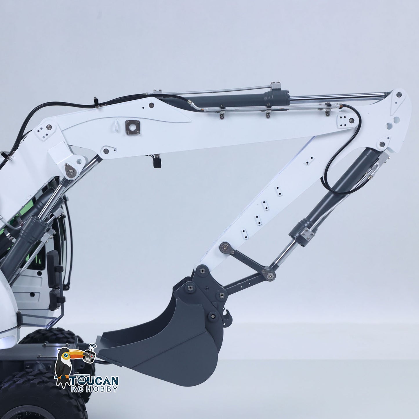 1/14 Remote Control Hydraulic Wheeled Excavator 7CH Valves 2WD/4WD Metal RC Digger RTR Axle Lock Flysky PL18EV Lite Light System