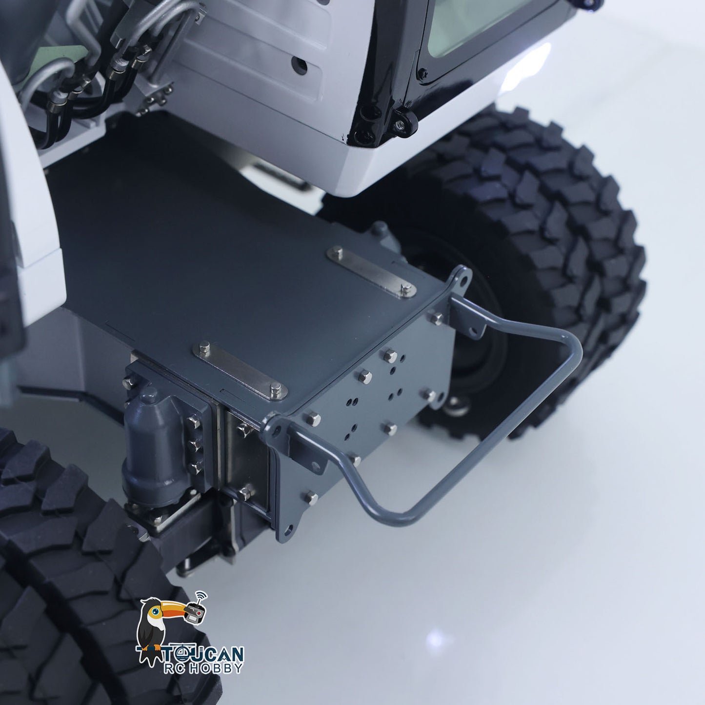 CUT Model LR914 1/14 Metal RC Hydraulic Wheel Excavator RTR 7-Way Valve 4x4 Differential Lock Warning Light Sound Quick Release Coupler LCD Display for Digger Collectors