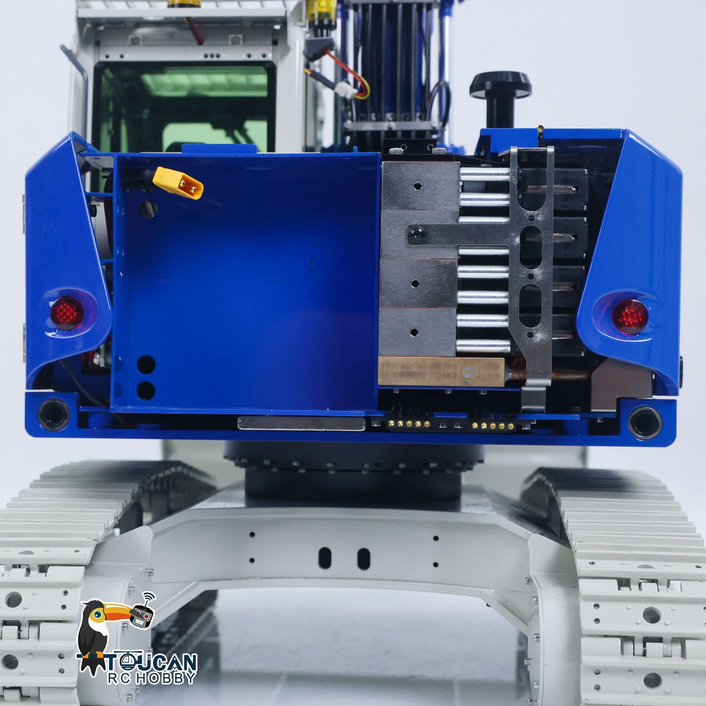 CUT Model LR914 PRO MAX 1/14 Metal RC Hydraulic Excavator RTR 8-Way Valve 3 Arm Digger PL18EV Lite Controller Quick Coupler Light Sound Brushless Drive Motor for Collectors