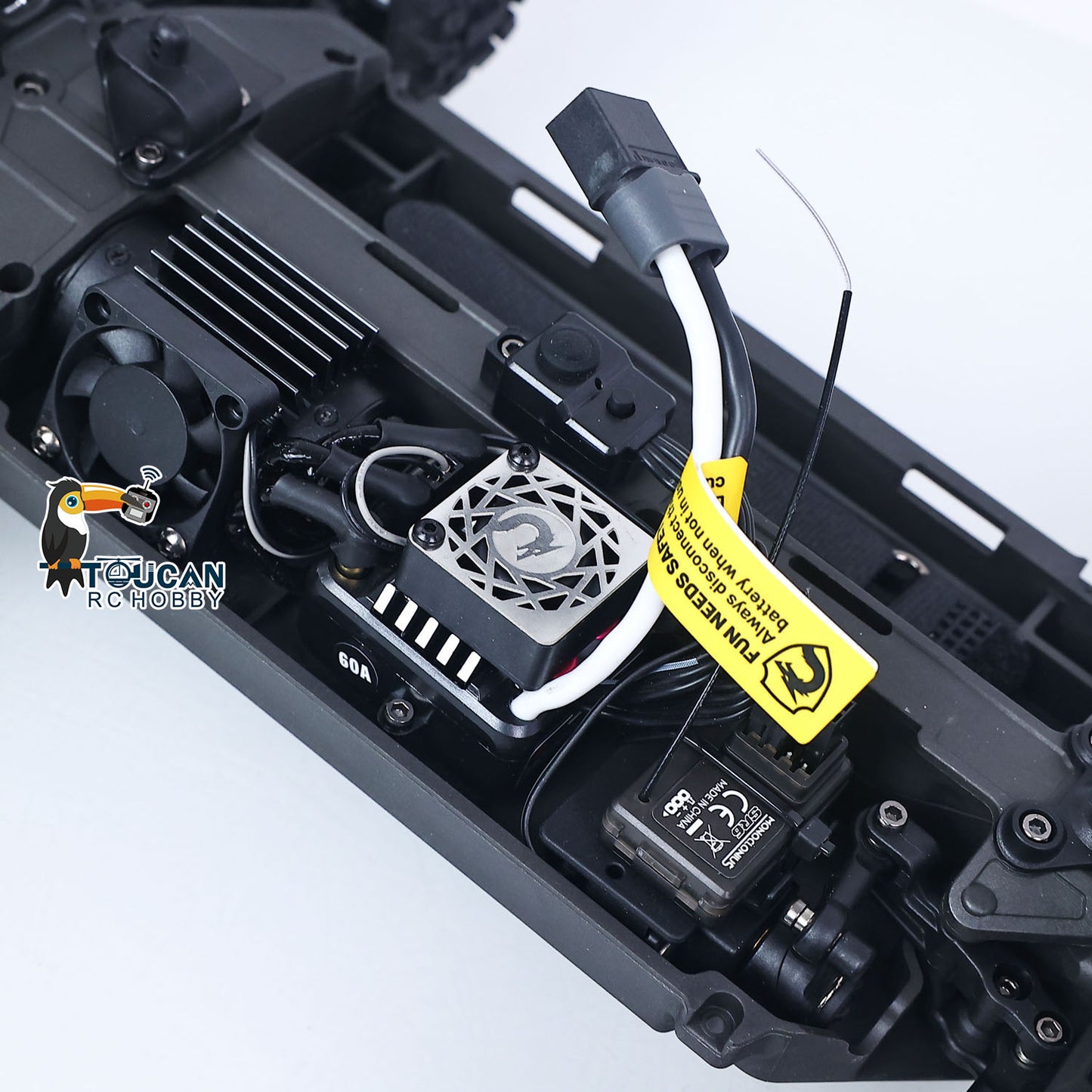 80KM/H Udi RC 1/12 4WD Remote Control Off Road Car UD1204PRO Gyroscope Metal Drive Shaft Brushless Motor No Light Sound System