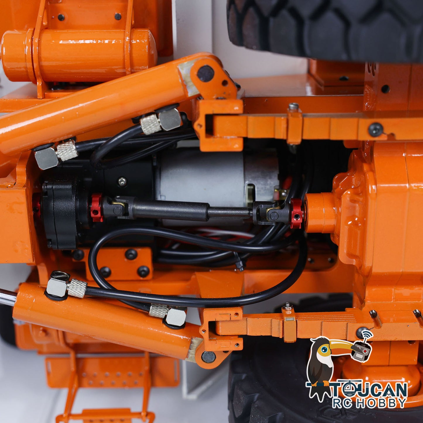 Toucanhobby T150K 1/12 Metal RC PNP Hydraulic Tractor 2 Speed Transmission 3 Way Valve I6S Controller Light Sound for Model Collectors