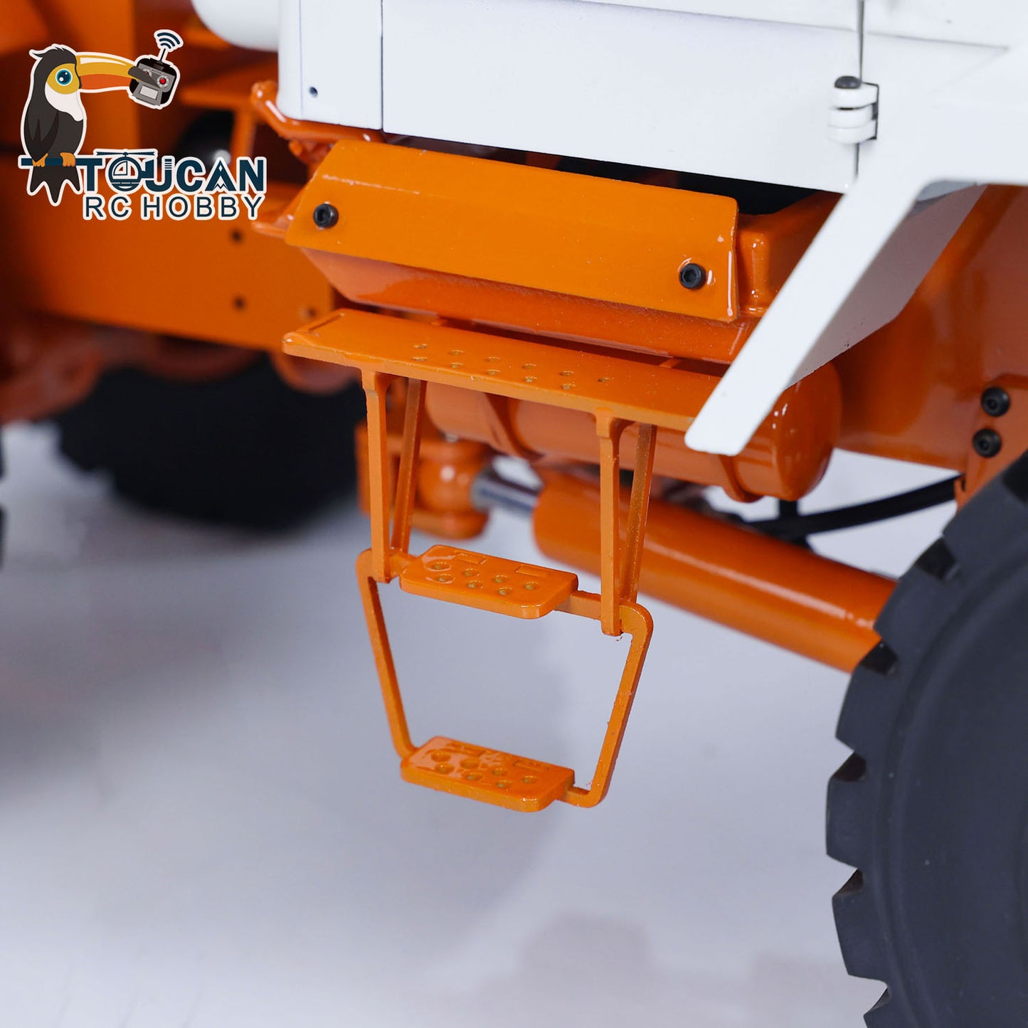 Toucanhobby T150K 1/12 Metal RC PNP Hydraulic Tractor 2 Speed Transmission 3 Way Valve I6S Controller Light Sound for Model Collectors