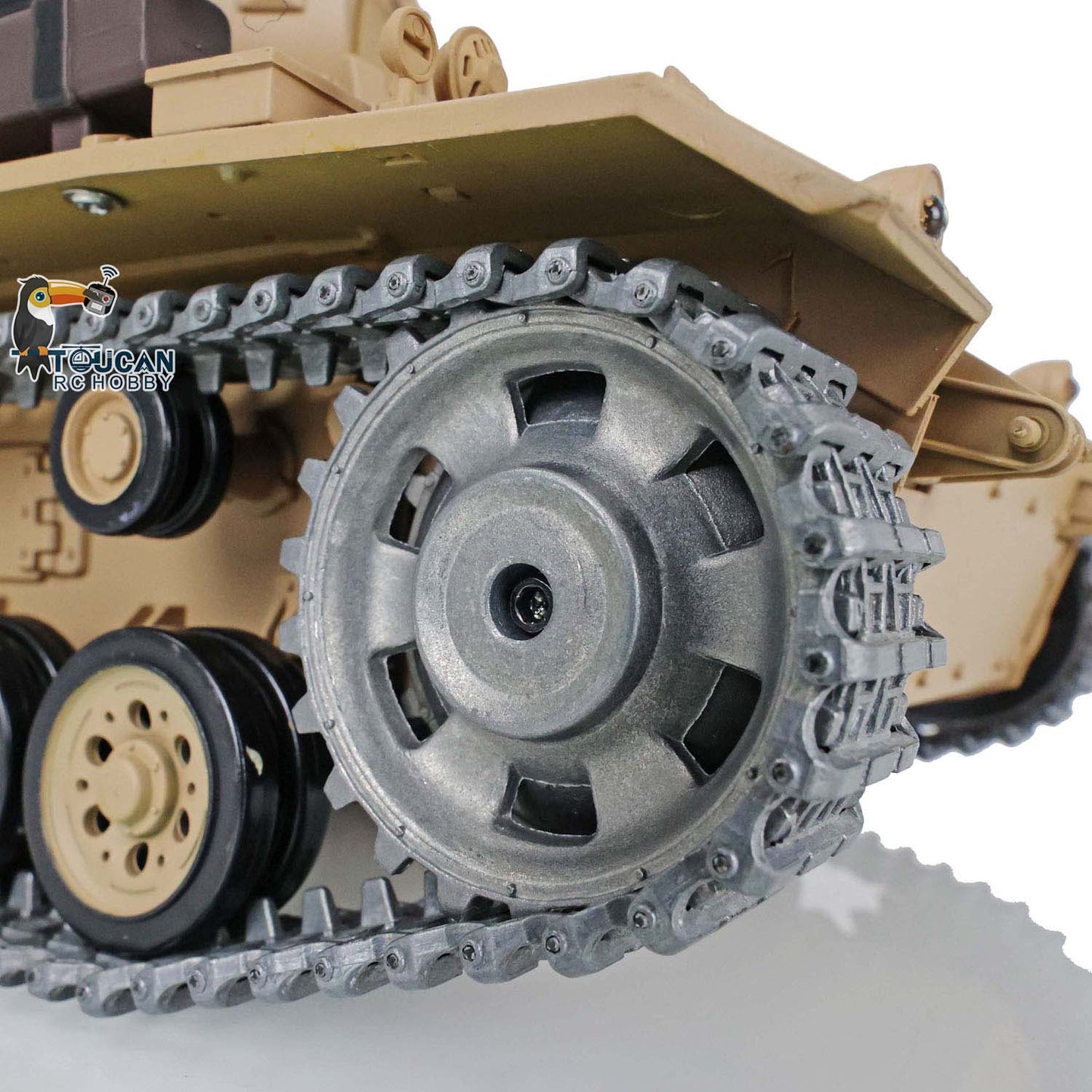 Henglong 1/16 Scale 7.0 Upgraded FPV Panzer III H RTR RC Tank 3849 360 Degrees Turret Metal Tracks Barrel Sprocket Wheels FPV