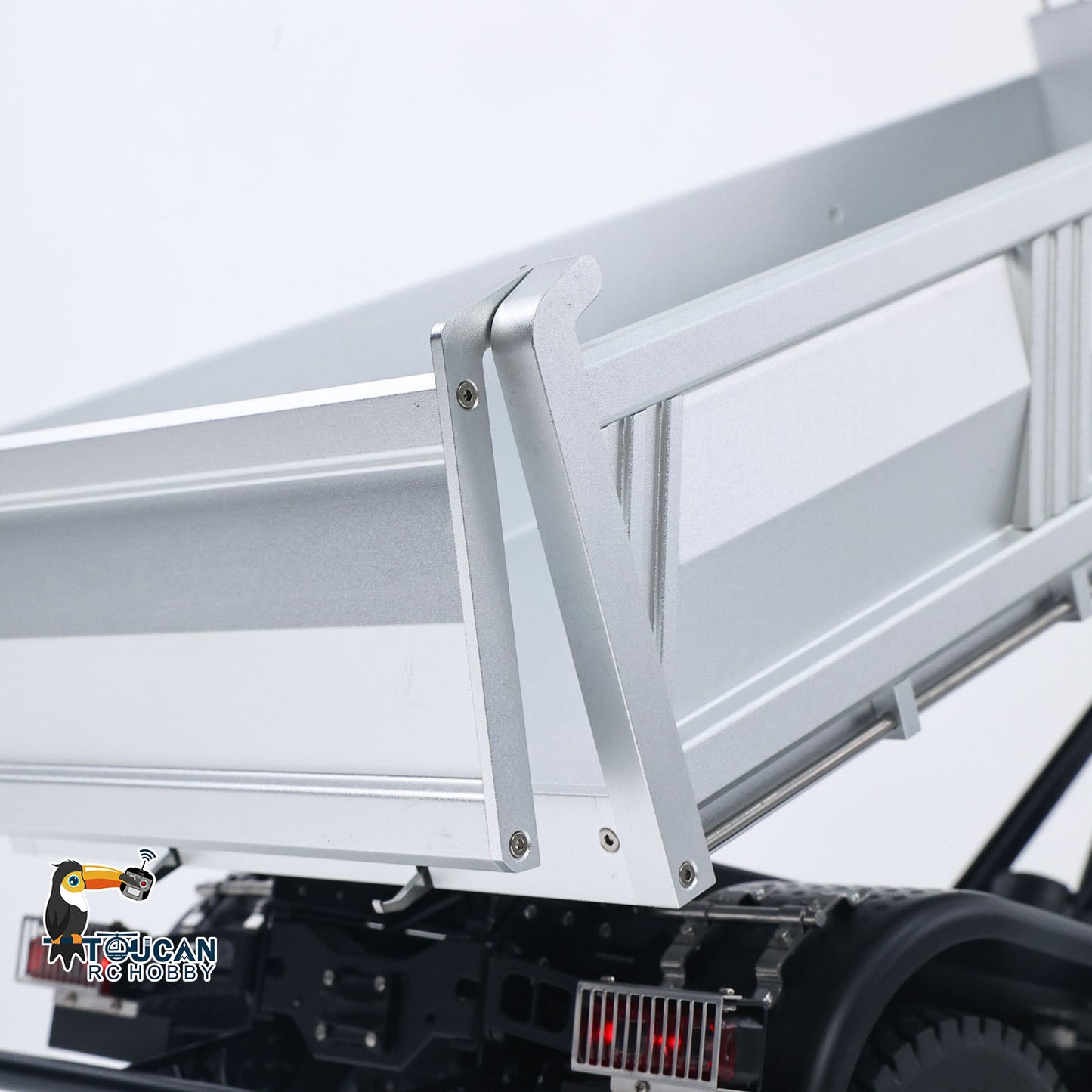 US Stock RTR Kabolite 8X8 1/14 RC Dump Truck K5703 Electric Lifting Remote Control Tipper Model 2Speed Gearbox Lights Sound System
