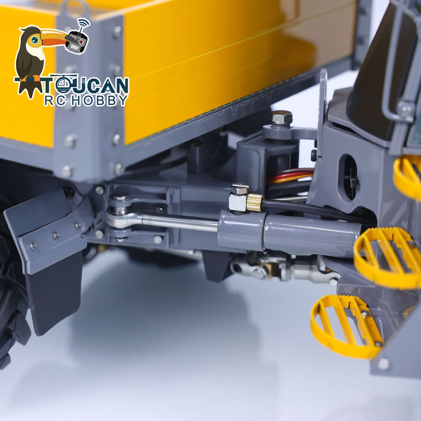 LESU 6MDX-B 1/14 Metal Hydraulic 4x4 RC Dump Truck with Differential Lock Axles Sound Light System for Engineering Vehicle Enthusiast