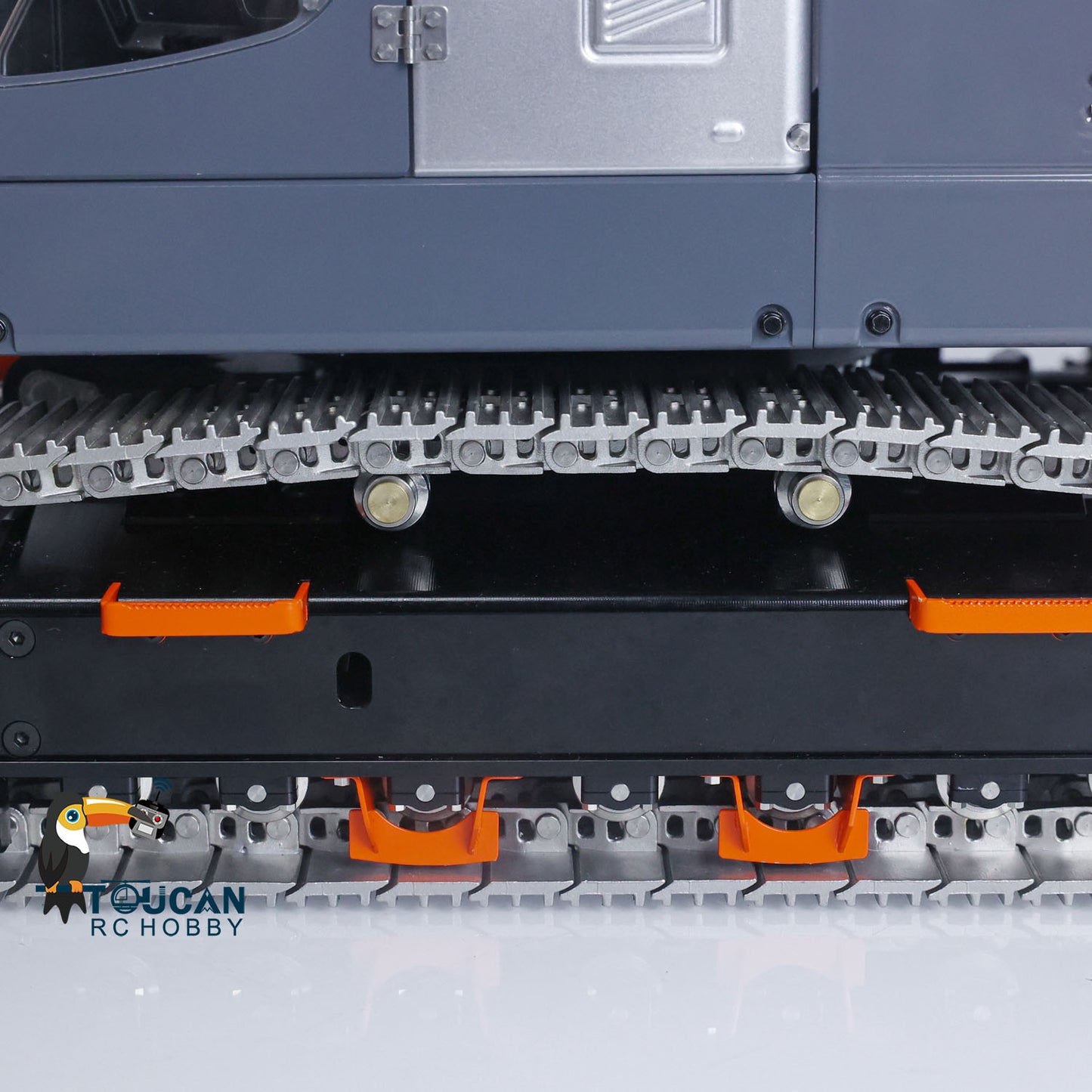 LESU AOUE ET26L 1/14 Metal RC Hydraulic Excavator B0012 RTR Short Tail Three-Arm Digger 6+2CH Directional Valve Quick Release Sound & Light Smoke GPS.