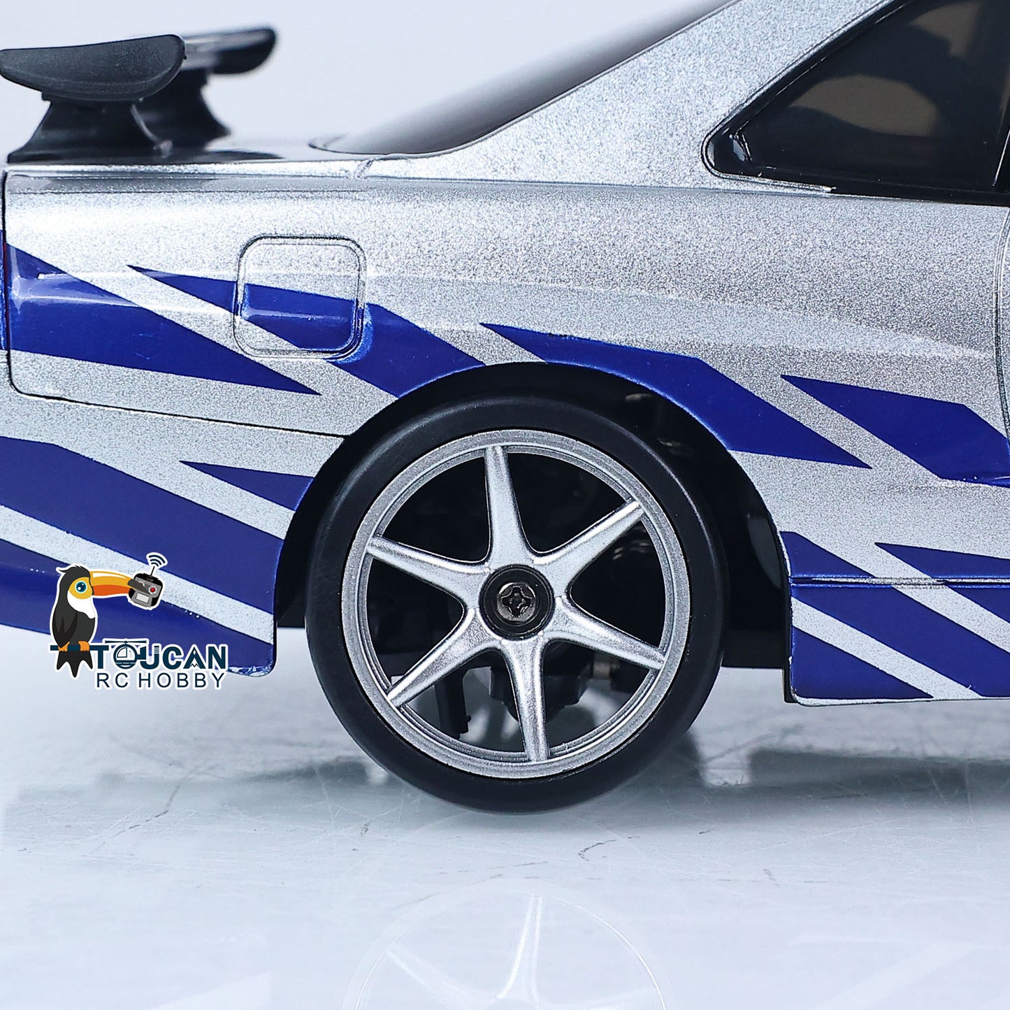 US Stock LDRC 1/18 4x2 RC Racing Car RWD Remote Control Drift Vehicles Model Gyroscope LD1899 Radio Battery Motor ESC Light