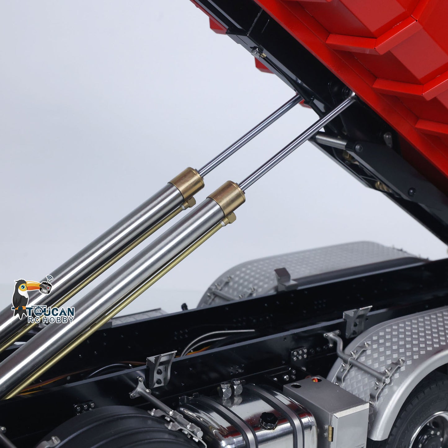 1/14 8x8 Metal Hydraulic RC Dumper Tipper Car Radio Control Full Dump Trucks with Standard Bucket Hobby Model DIY PNP